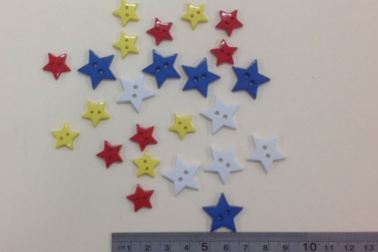 Boyle - Scrappy Bizz - Buttons Primary Colour Stars - 24 Pcs